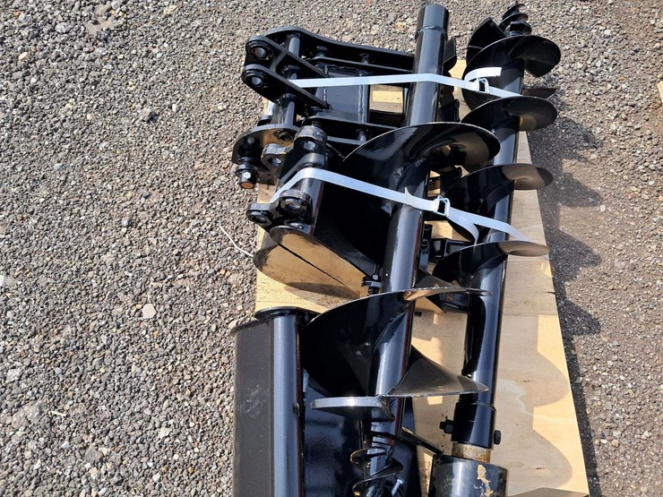 (8)-assorted-excavator-attachments-image-3