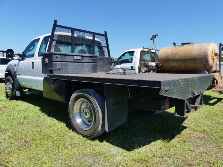 2005-ford-f550-xl-image-4
