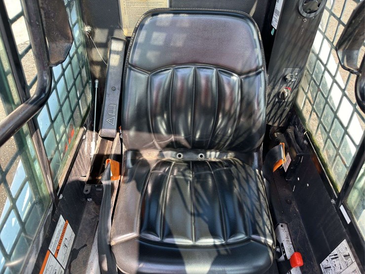 2018-bobcat-s70-image-24