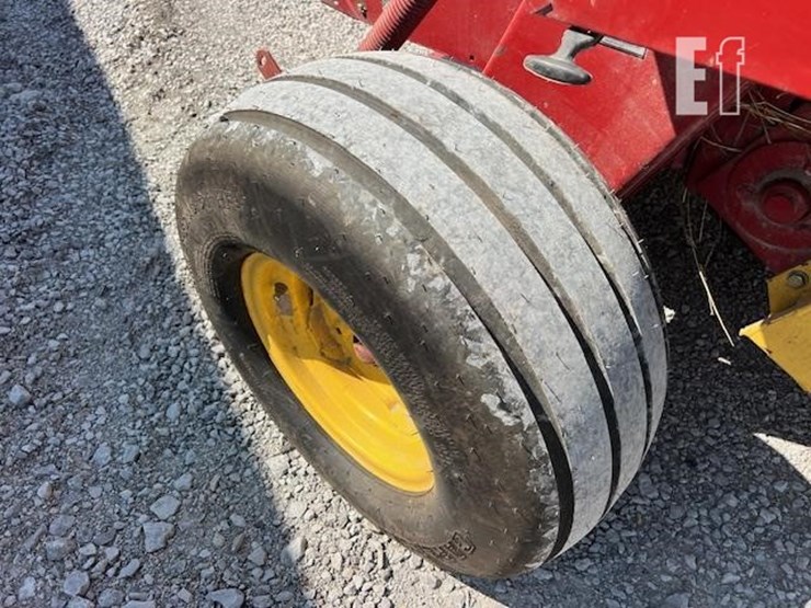 new-holland-688-image-18