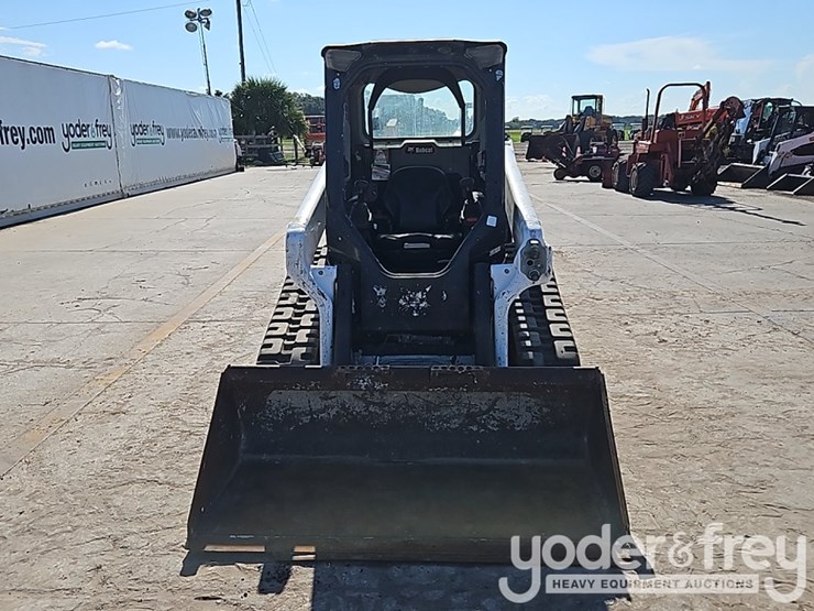 2021-bobcat-t62-image-23