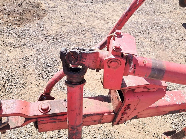 new-holland-315-image-10