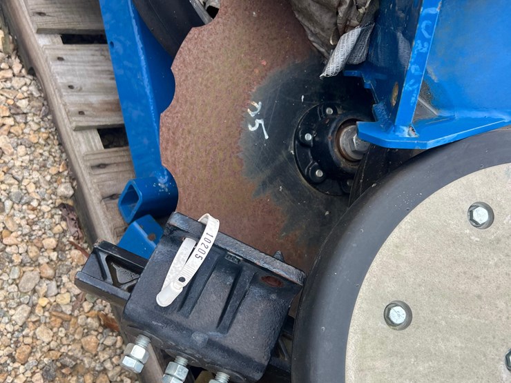 2017-kinze-3000-image-6