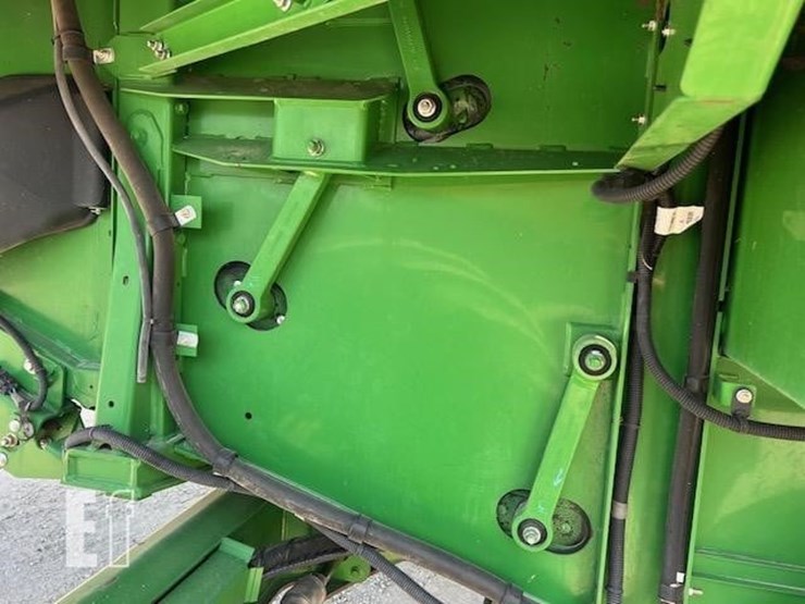 2014-john-deere-s670-image-58