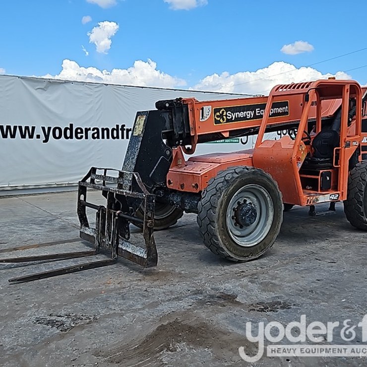 SKY TRAK 8042
