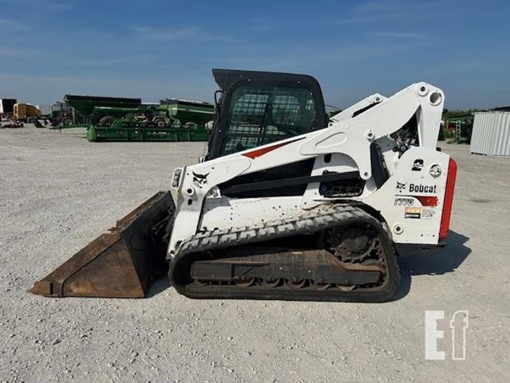 2021-bobcat-t770-image-2