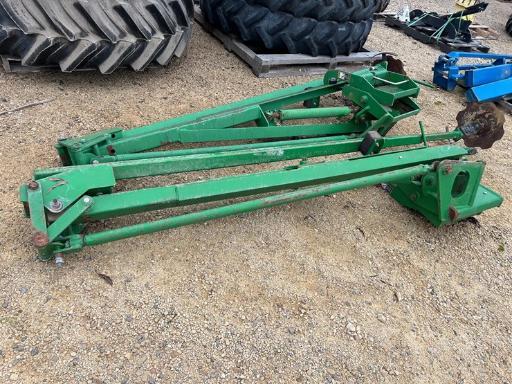 john-deere-12-image-1