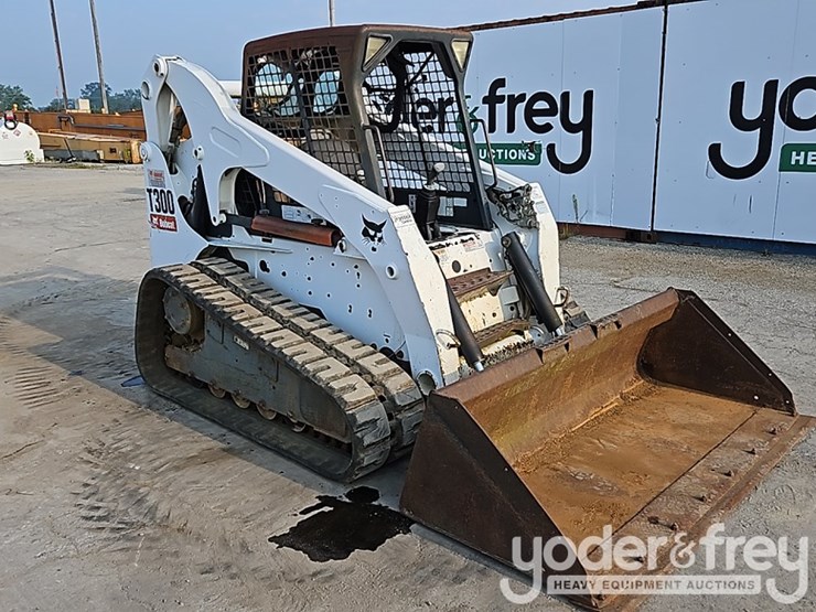 2007-bobcat-t300-image-6