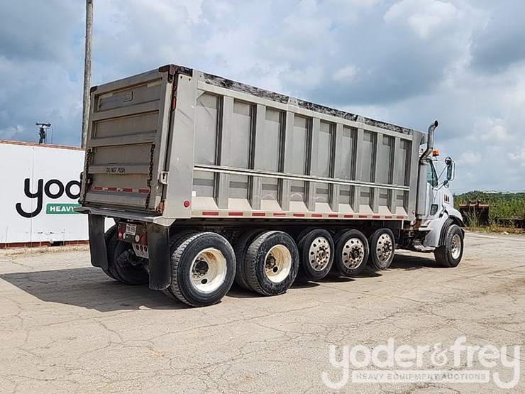 1998-ford-l9000-image-4