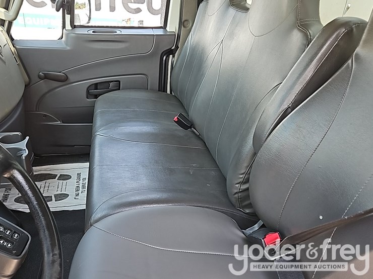 2017-international-durastar-4300-image-41
