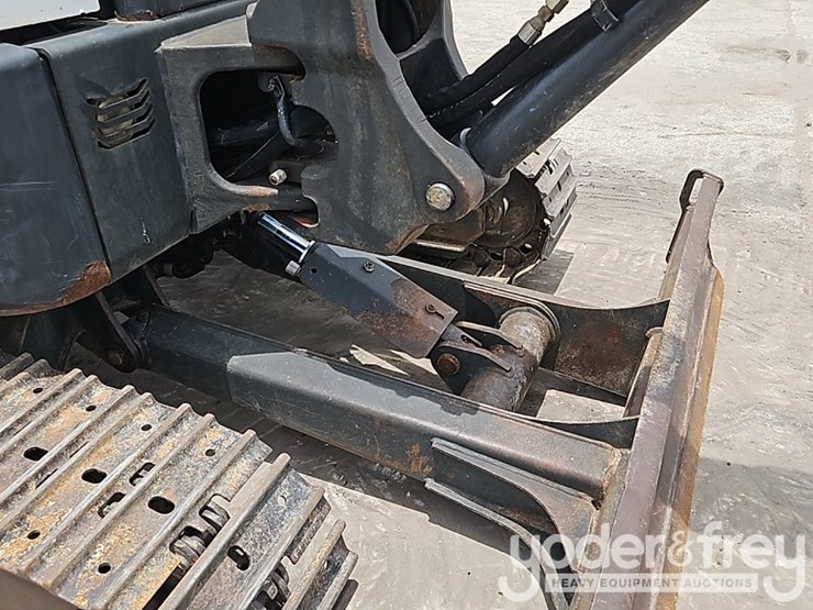 2019-bobcat-e35-image-14