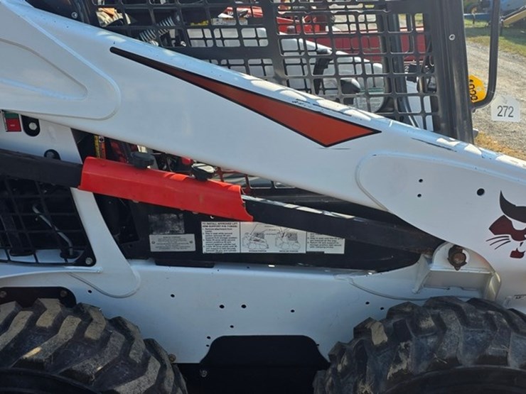 2019-bobcat-s595-image-12