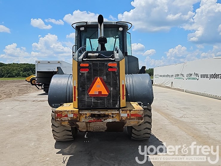 2005-deere-544j-image-25