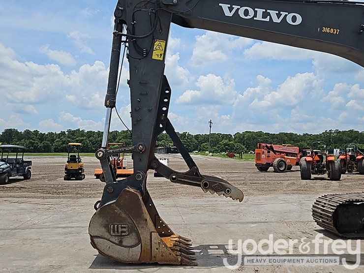 2021-volvo-ec250el-image-17