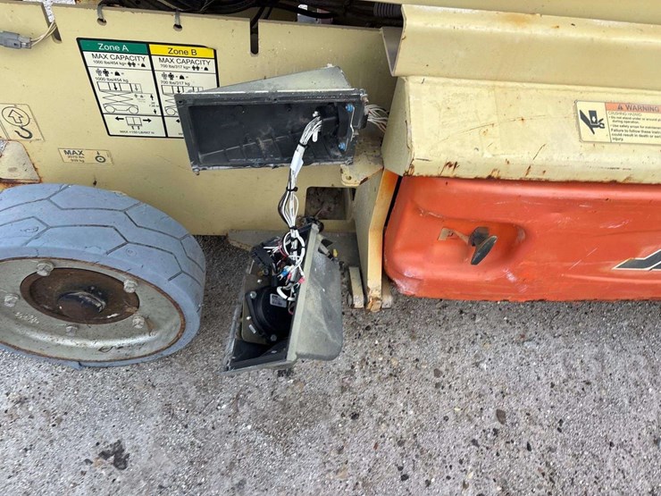 2018-jlg-3246es-image-5