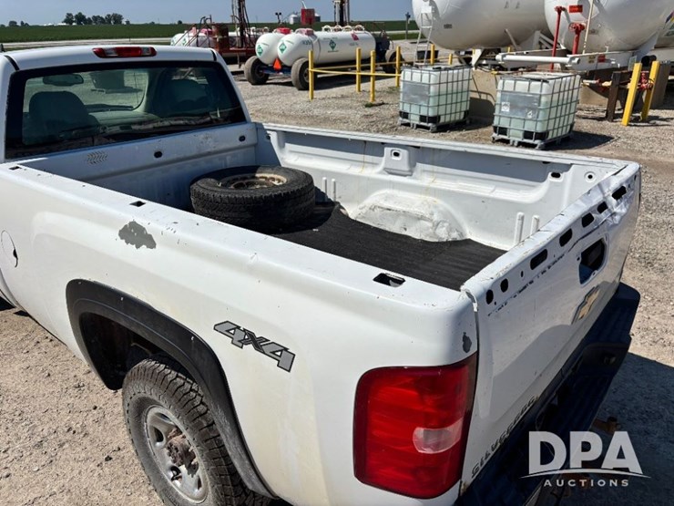 2008-chevrolet-2500-image-31