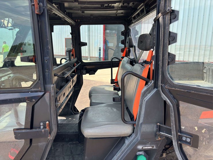 2020-polaris-pro-xd4000d-utility-vehicle-image-13