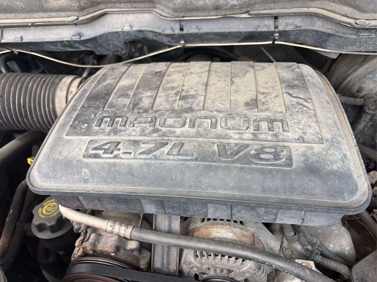 2002-dodge-ram-crew-cab-pickup-image-27