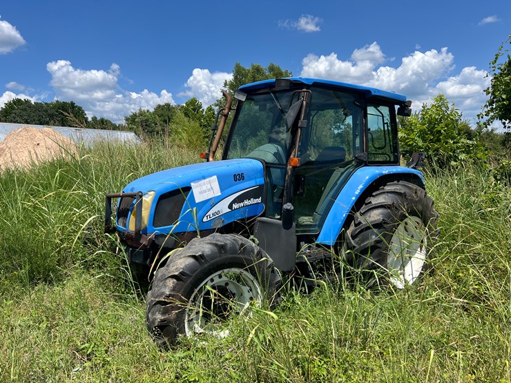 new-holland-tl100a-image-1