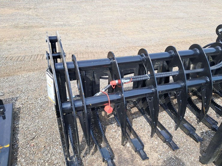 72"-grapple-w/-teeth-image-3