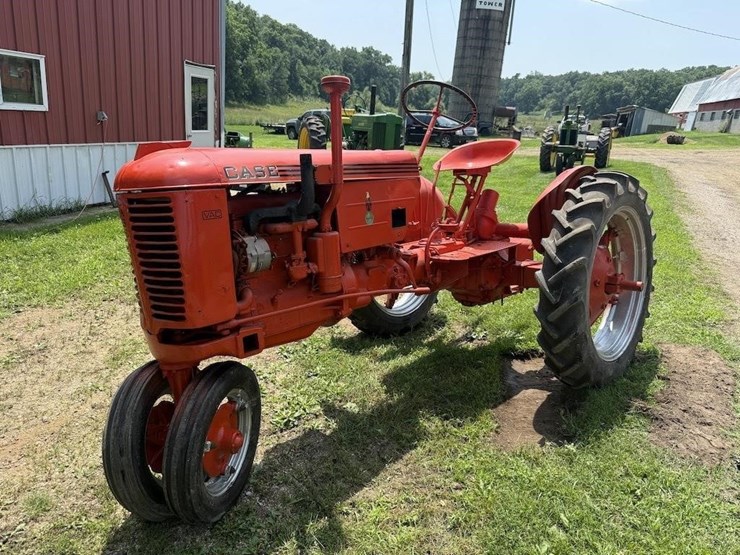 case-vac-tractor-image-1