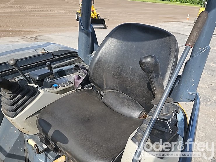 2021-kobelco-sk30sr-image-31