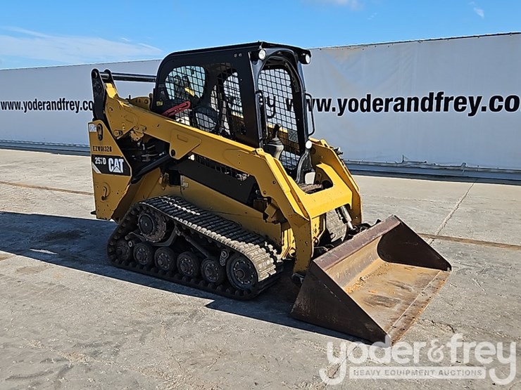 2015-caterpillar-257d-image-6