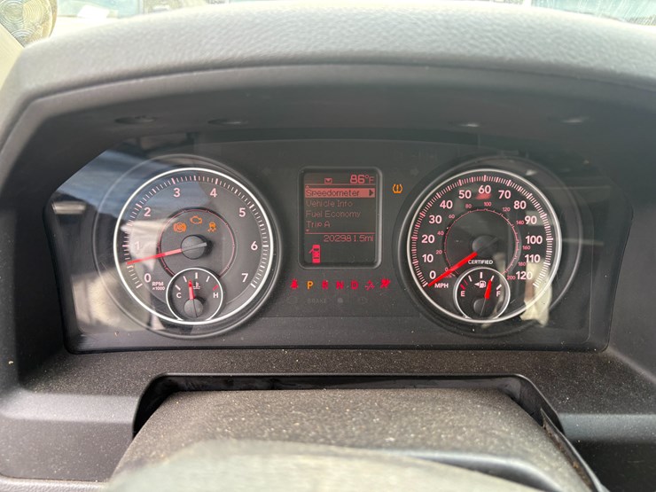2013-dodge-ram-1500-image-52