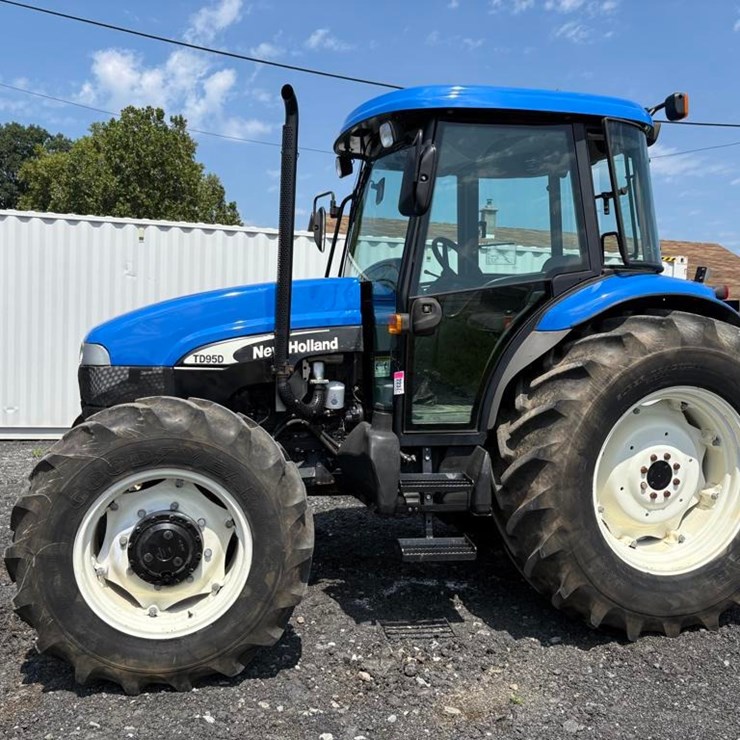 2006 NEW HOLLAND TD95D