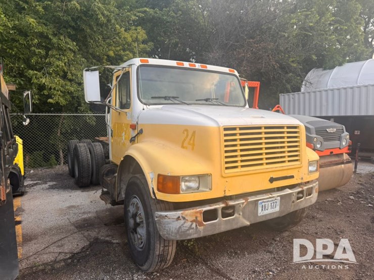 1997-international-4900-image-7