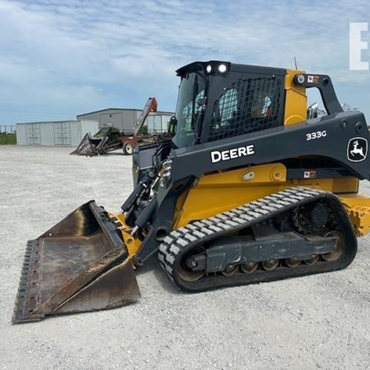 2022 DEERE 333G