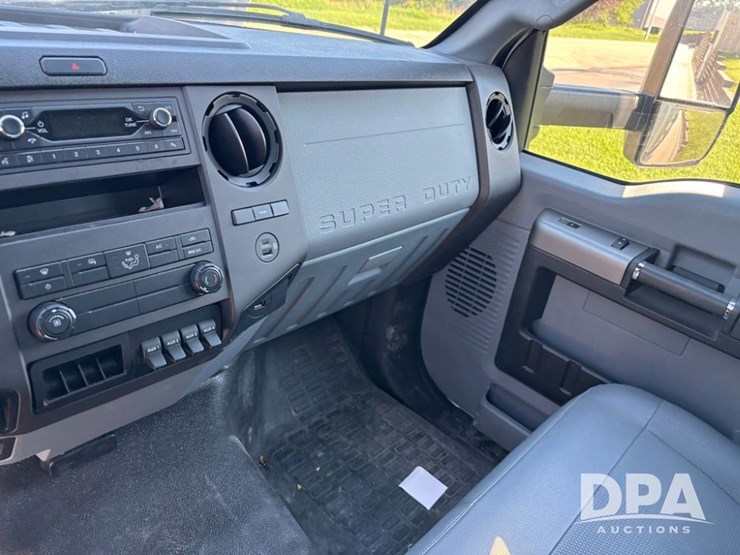 2023-ford-f650-image-83