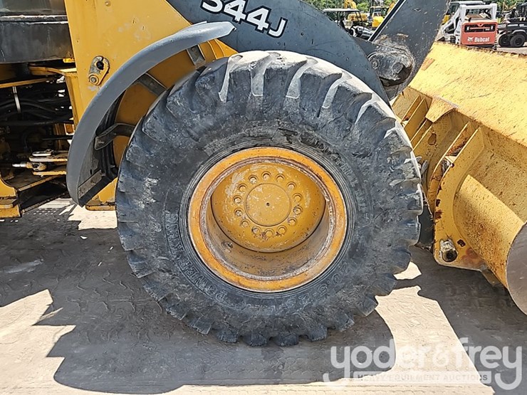 2005-deere-544j-image-12