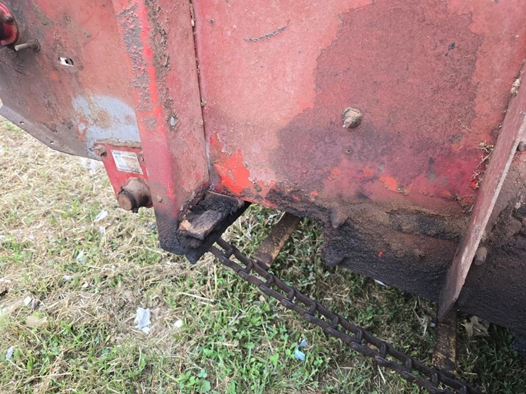 new-holland-519-image-15