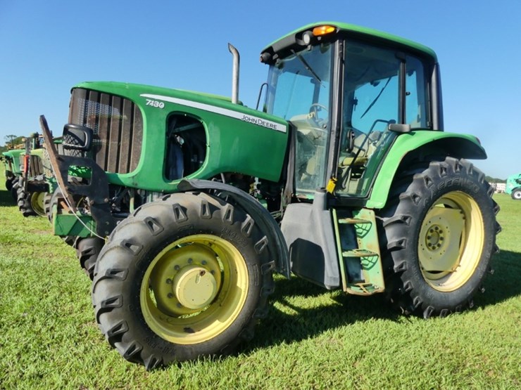 2009-john-deere-7330-image-1