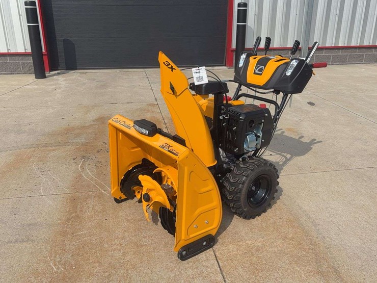 2023-cub-cadet-3x30-hd-snowblower-image-1