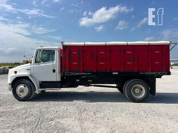 2003-freightliner-fl70-image-4