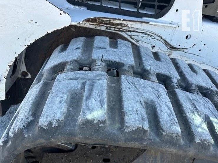 2021-bobcat-t770-image-11