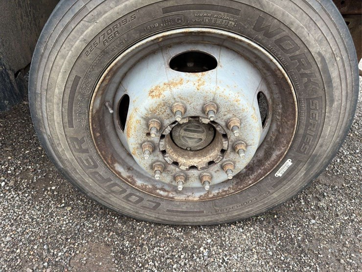 2007-ford-f450-image-12
