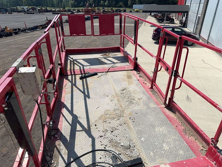 2014-meck-rough-terrain-lift-image-28