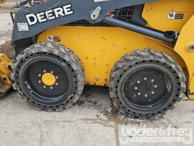 2019-deere-316gr-image-14