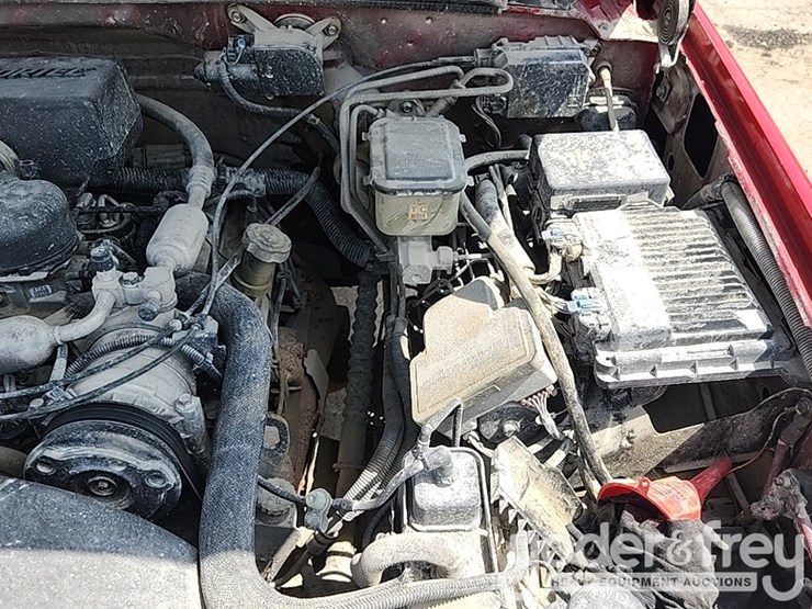 1998-chevrolet-3500-image-18