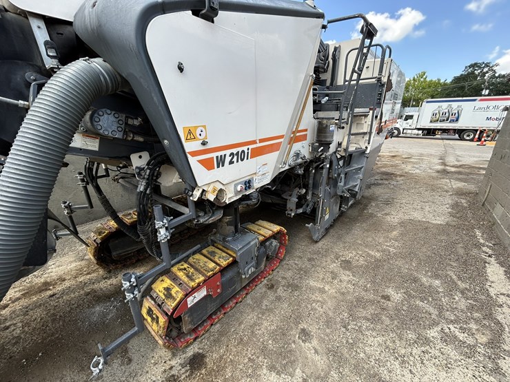 2018-wirtgen-w210i-image-33