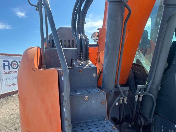 2024-doosan-dx140-lcr-image-39