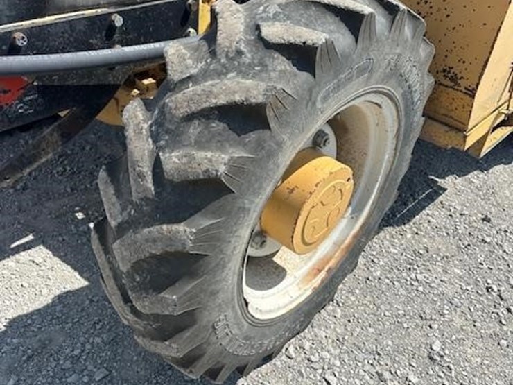 ford-6640-image-11