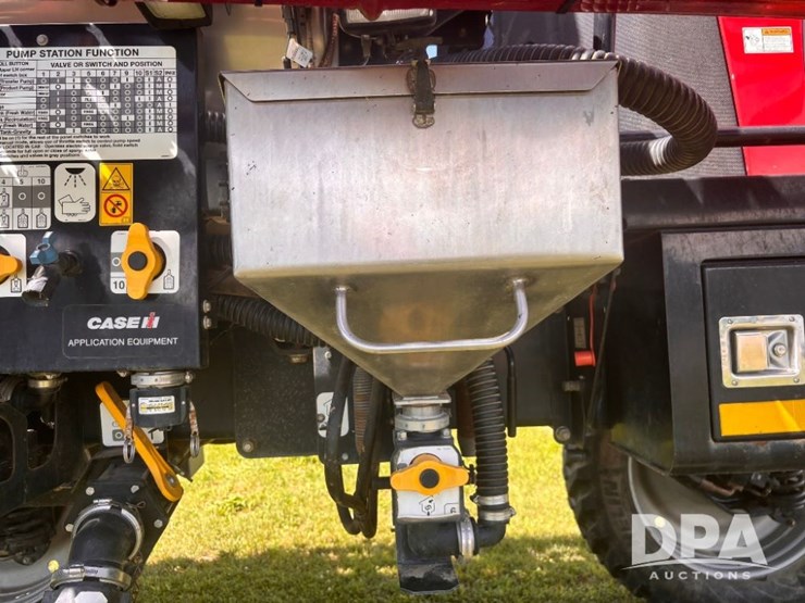 2019-case-ih-patriot-4440-image-40