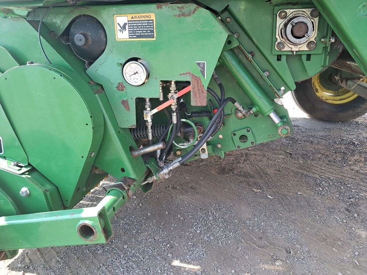john-deere-854-image-5