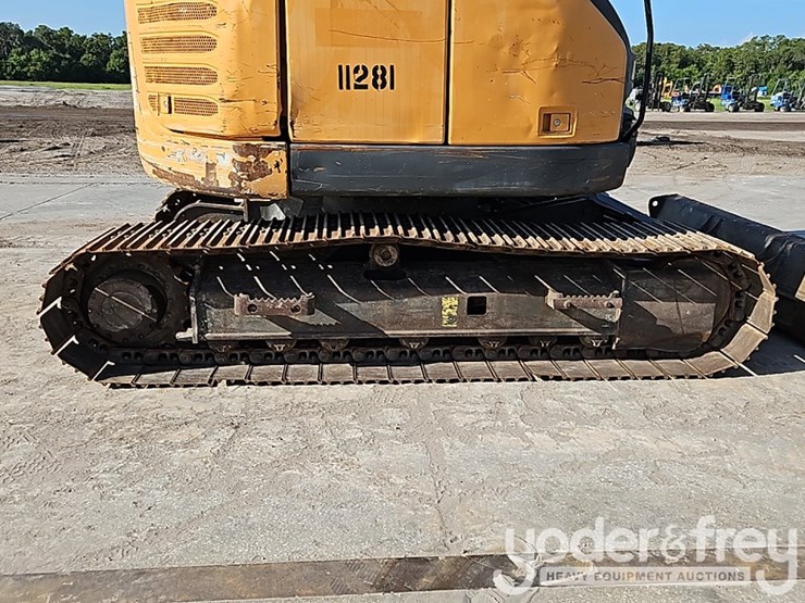 2017-case-cx145dsr-image-8