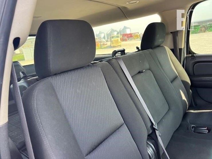 2011-gmc-yukon-xl-image-27