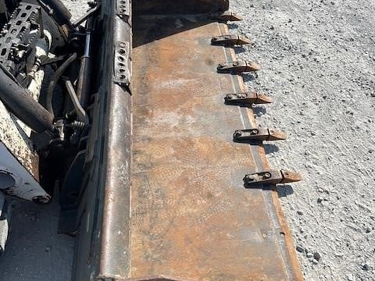 2021-bobcat-t770-image-13